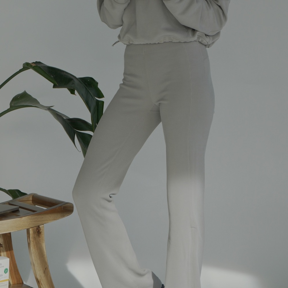 Lululemon Softstreme Ribbed Zip Flared Pants - Picture 3 of 10